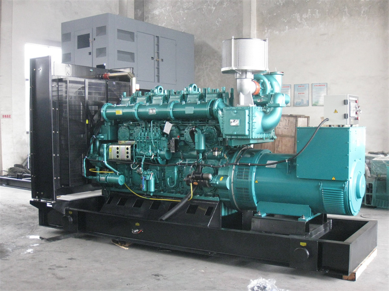 西藏200KW 柴油发电机的油耗是多少?