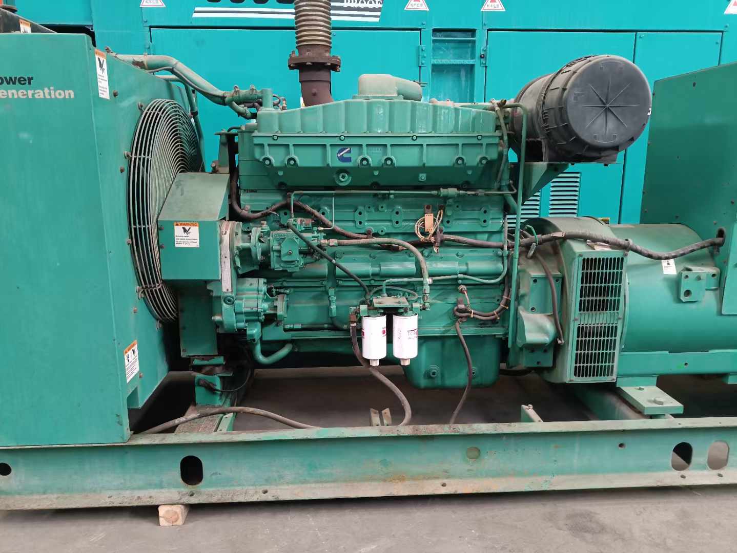 西藏过载会对 600kW 柴油发电机组造成哪些损害？